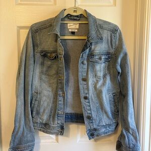 Universal Thread Light Blue Denim Jacket